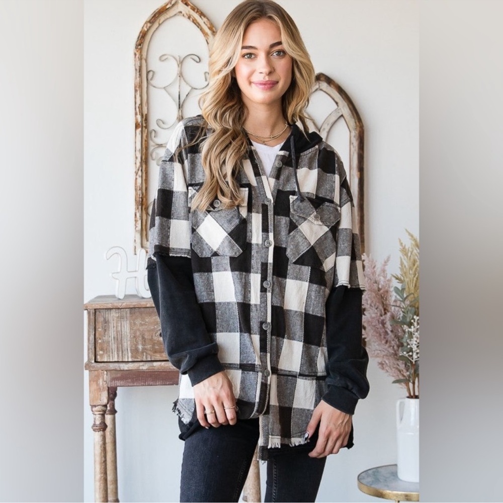 Oli & Hali black & grey hooded flannel jacket M